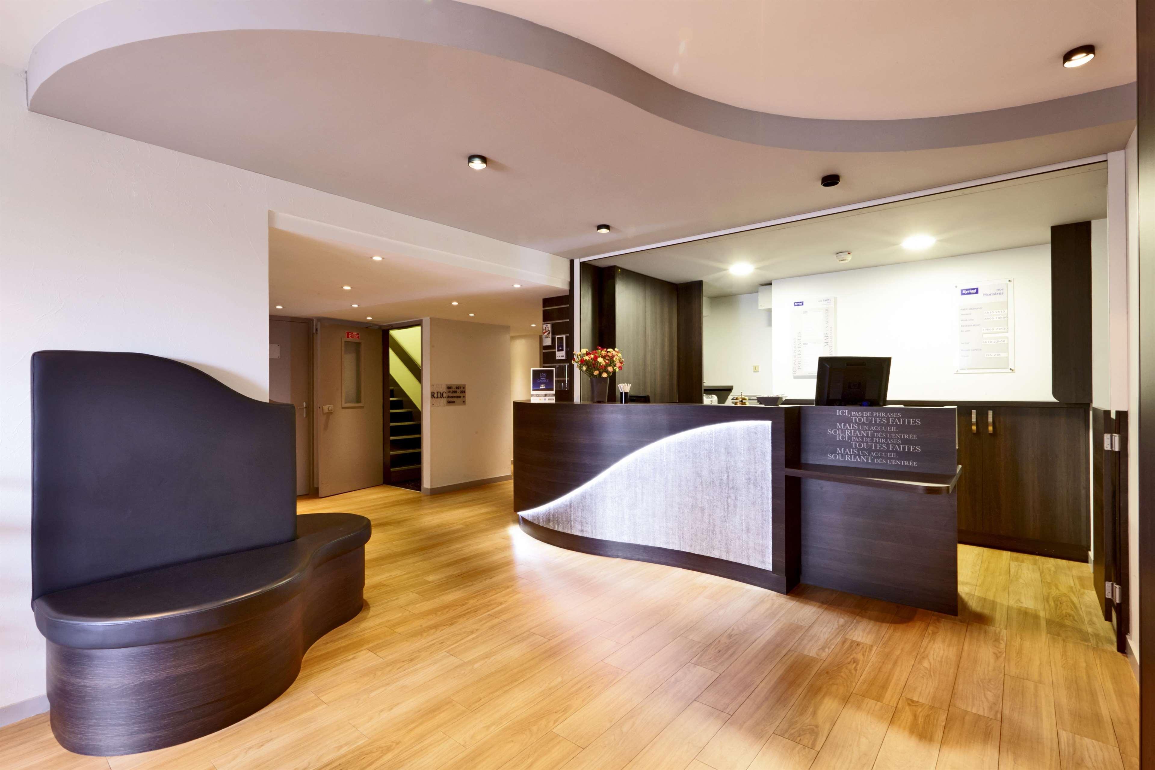 Kyriad Hotel Laval لافال المظهر الخارجي الصورة